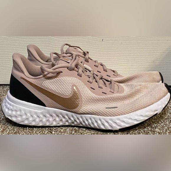 NIKE Revolution Running Sneakers Ladies Sz 10 Pink 2020 Very Good Condition - Picture 5 of 6